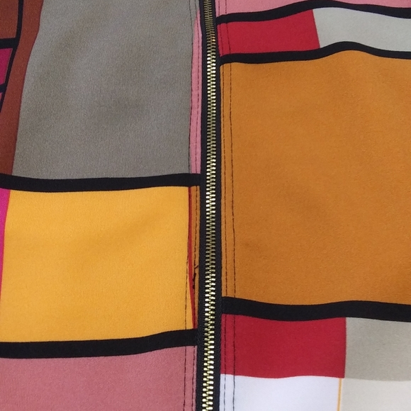 Dress - Picture 4 of 5